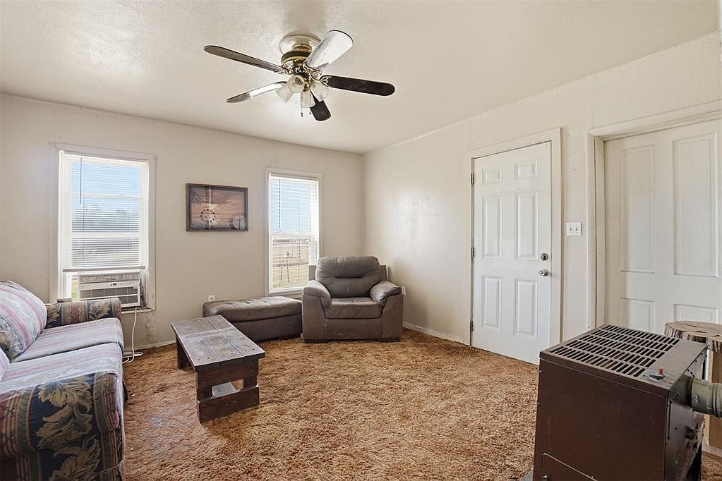 224 Texas Ave Woodward, OK 73801 - Thumbnail 4