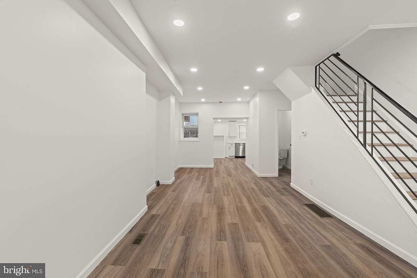 5411 Delancey St Philadelphia, PA 19143 - Thumbnail 4