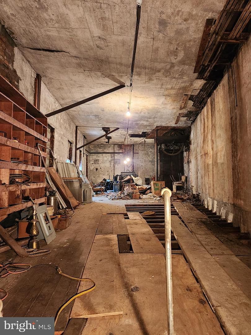 1823 S 5th St #1 Philadelphia, PA 19148 - Thumbnail 4