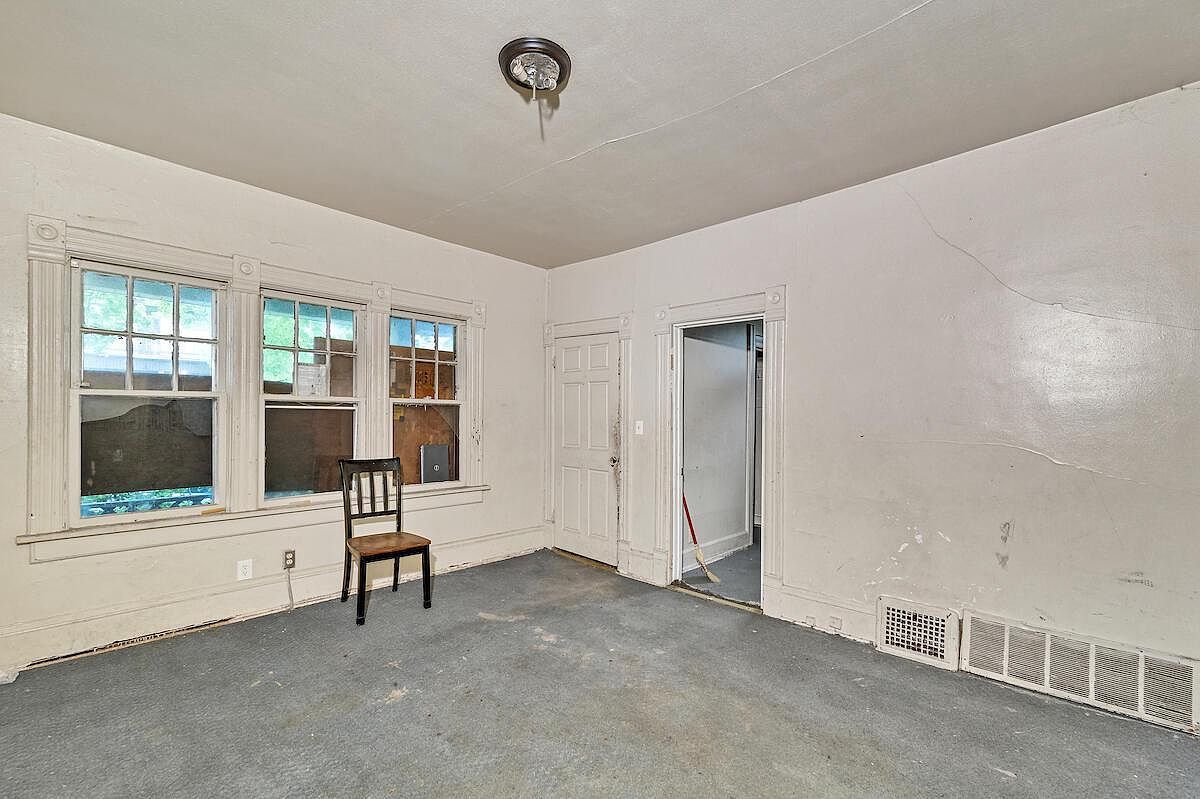 3542 N 10th St Milwaukee, WI 53206 - Thumbnail 4