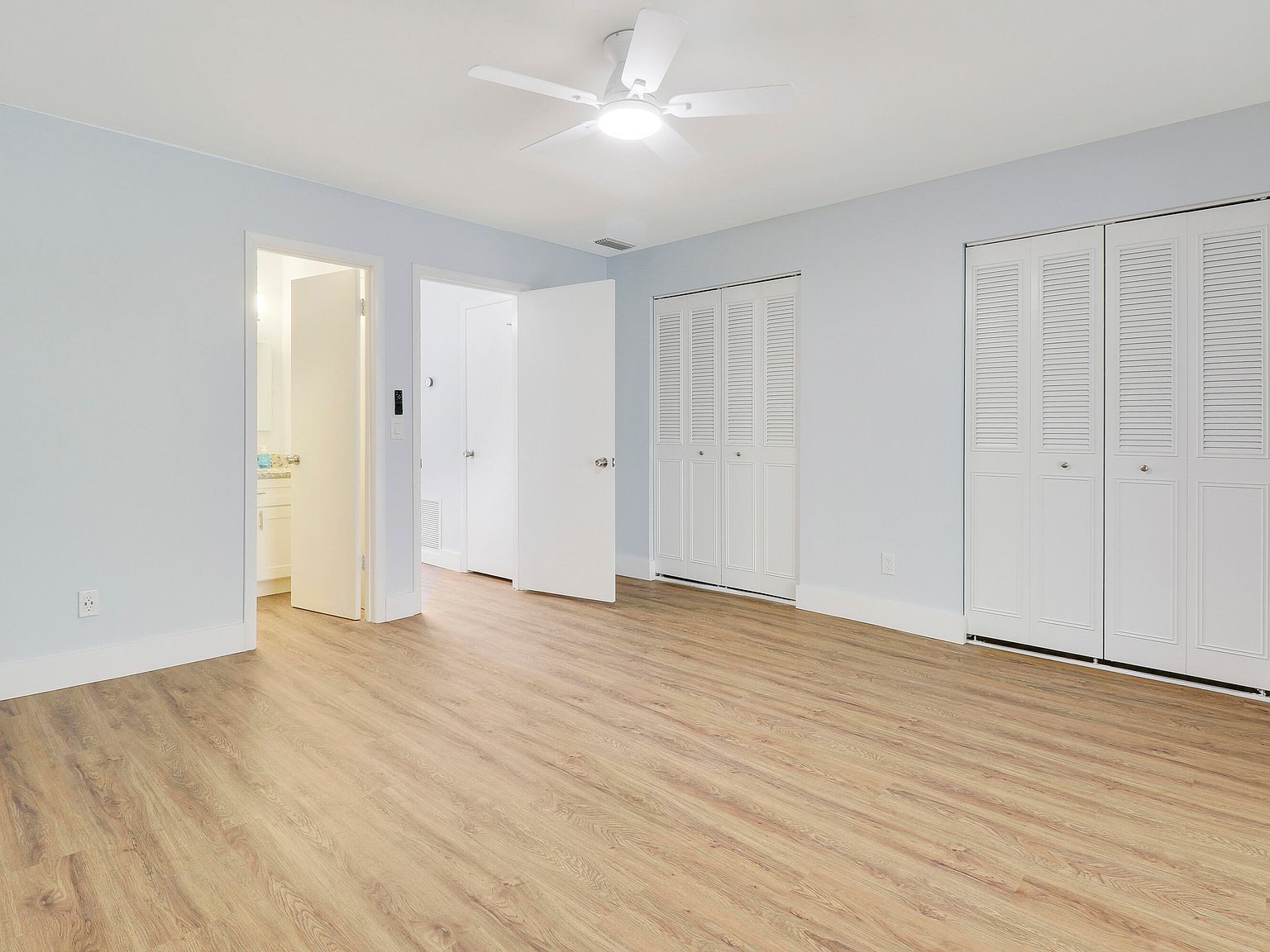 1225 NW 21st St APT 711 Stuart, FL 34994 - Thumbnail 4