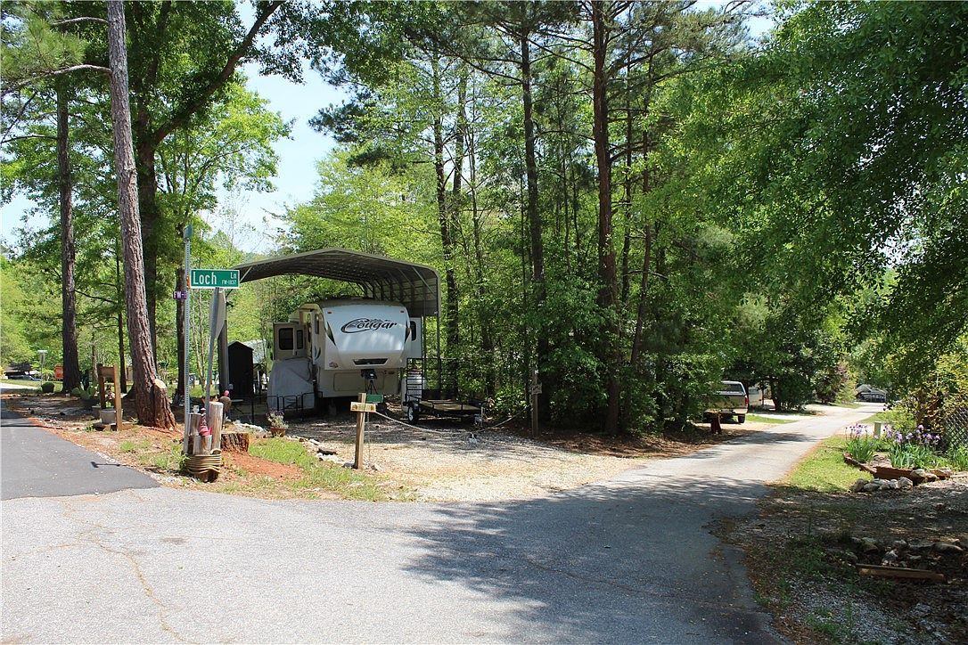 1114 Loch Ln Westminster, SC 29693 - Thumbnail 4