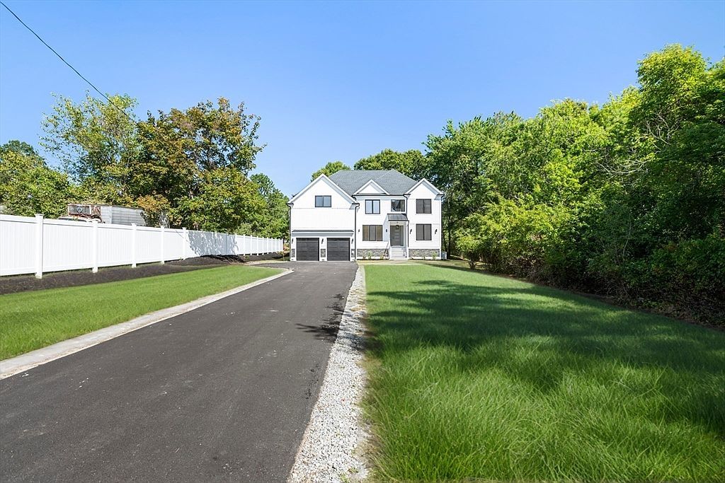 130 Zoar Ave Attleboro, MA 02703 - Thumbnail 4