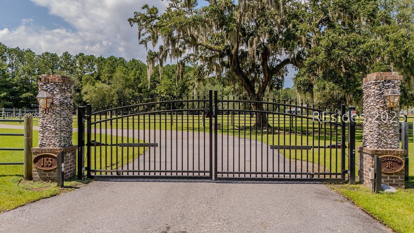 165 Golda Dr Ridgeland, SC 29936 - Thumbnail 4