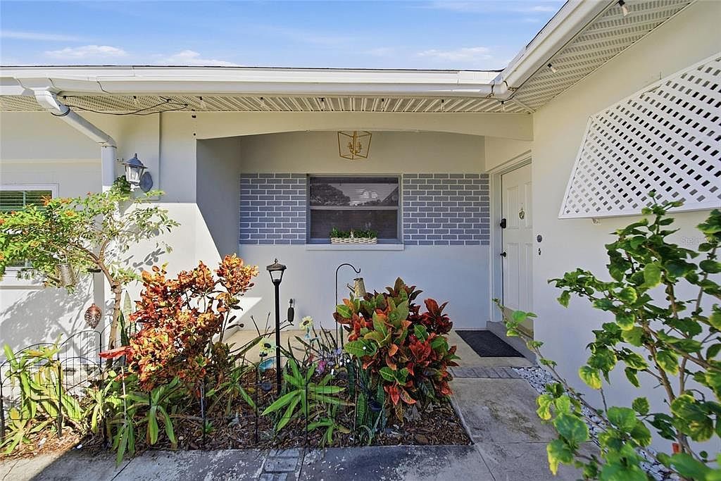 29747 70th St N Clearwater, FL 33761 - Thumbnail 4