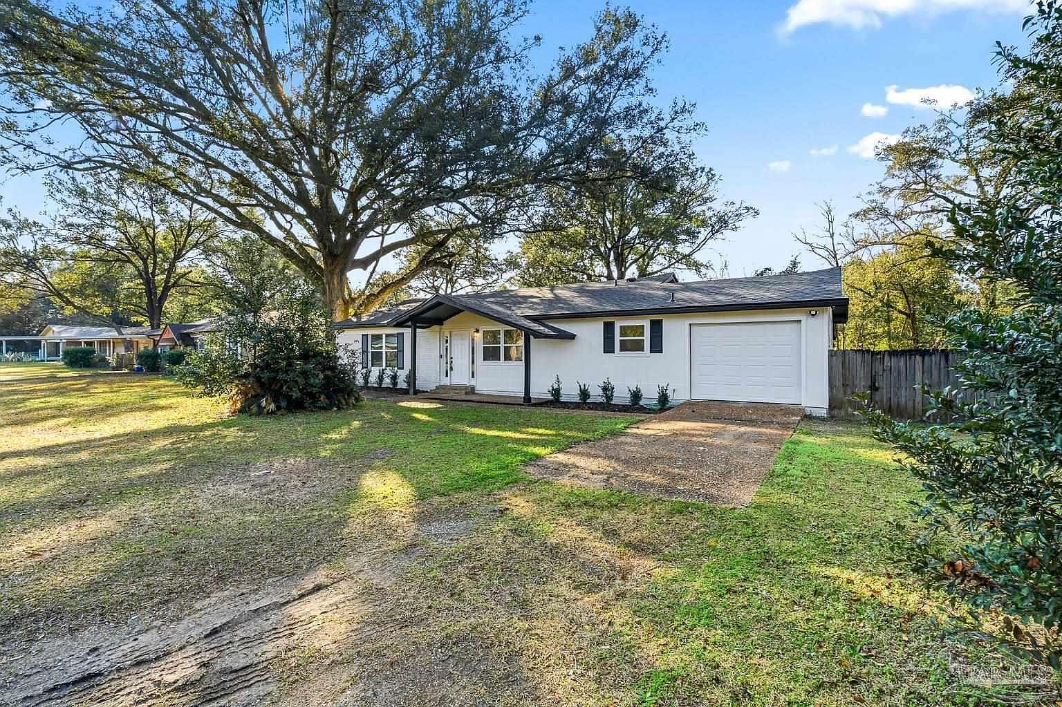 2611 Green Bay Ave Pensacola, FL 32526 - Thumbnail 4