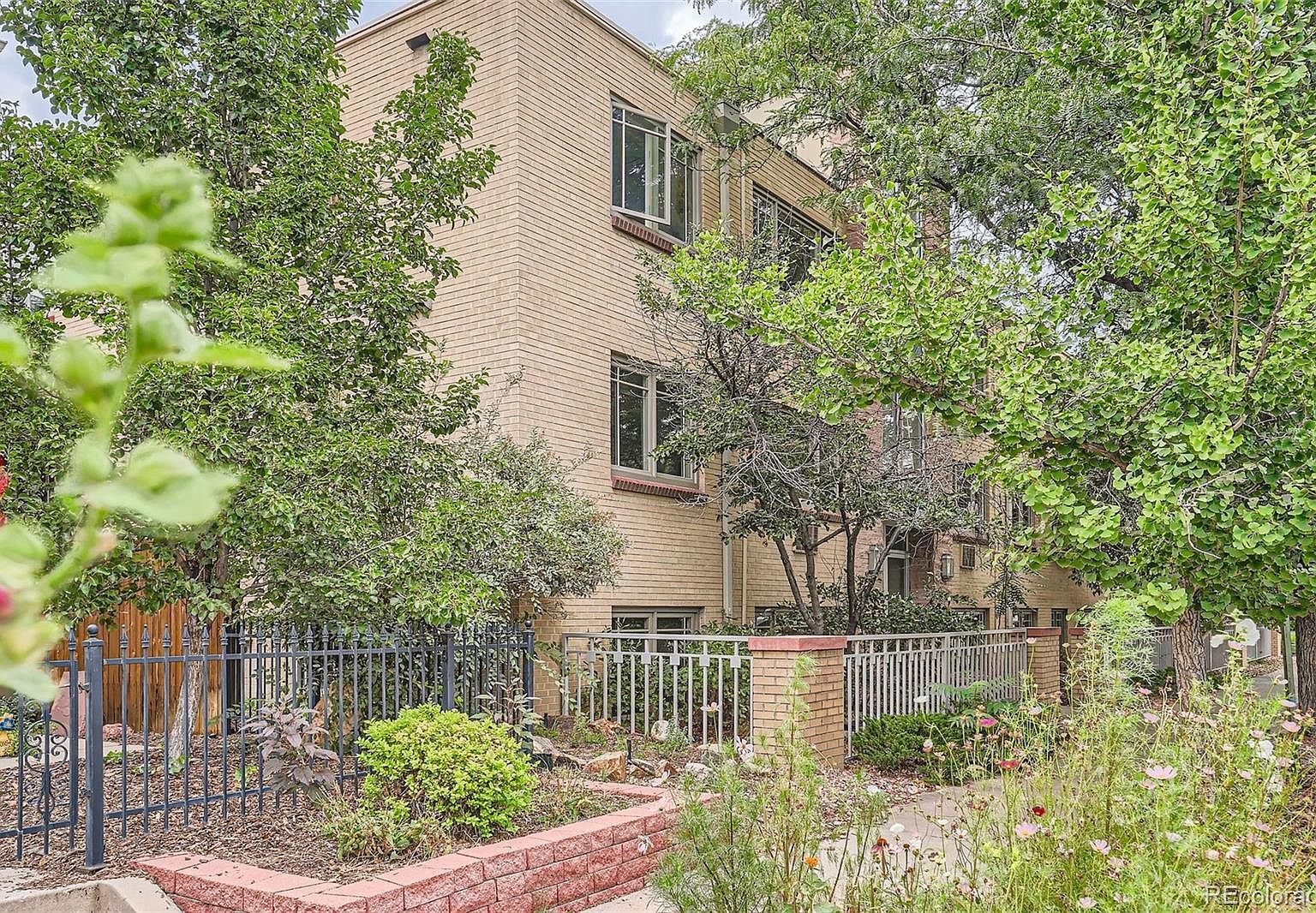 969 S Pearl St APT 204 Denver, CO 80209 - Thumbnail 4