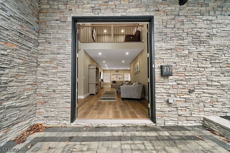 232 Kinnelon Rd Kinnelon, NJ 07405 - Thumbnail 4