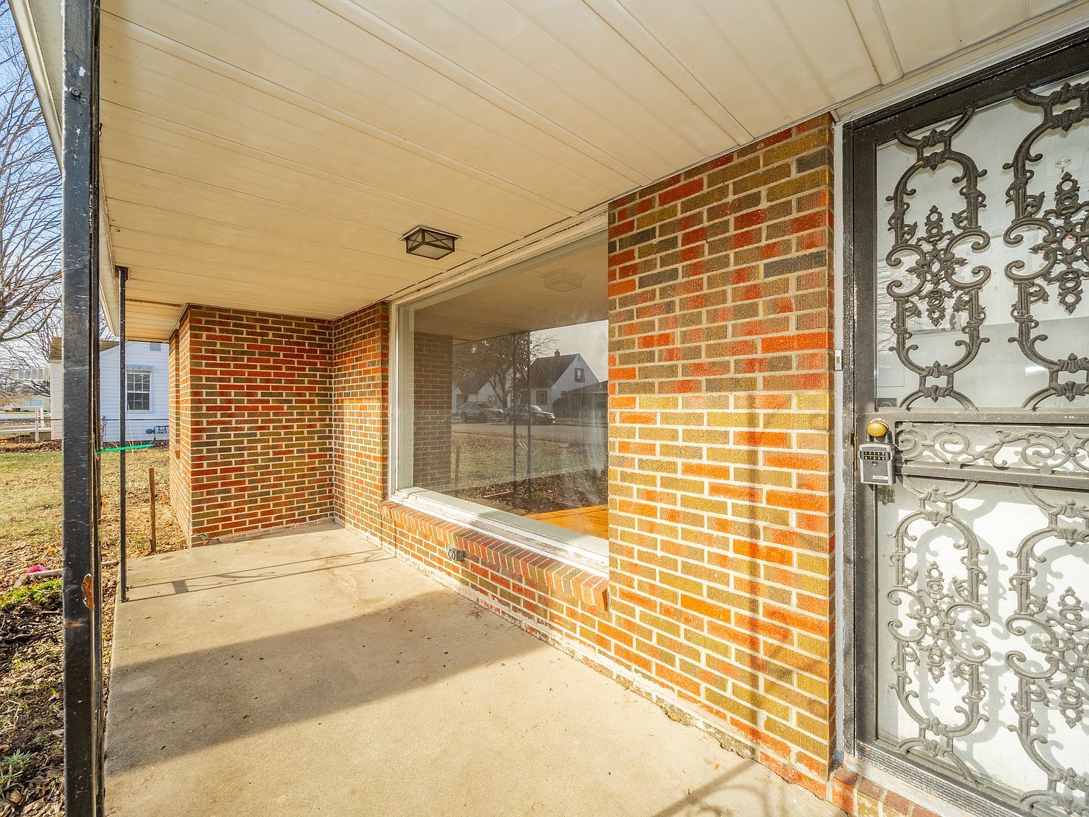 208 Elva St Anderson, IN 46013 - Thumbnail 4