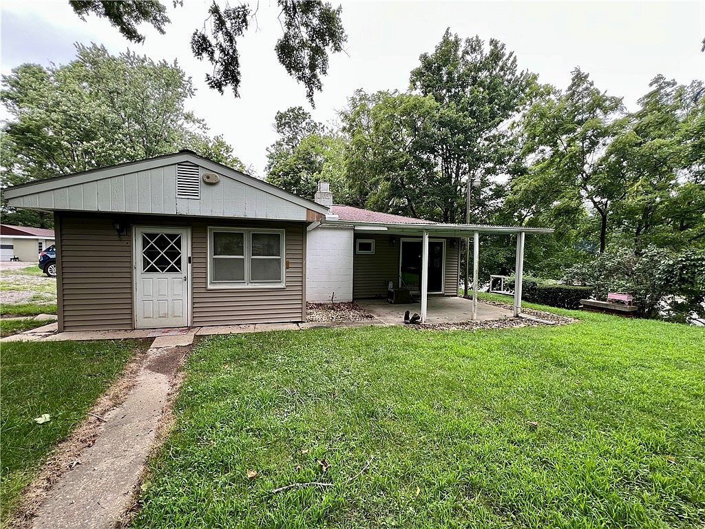 509 Lakeshore Dr Oakland, IL 61943 - Thumbnail 4