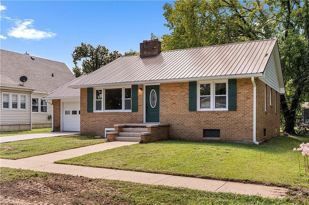 115 W Walnut St Rich Hill, MO 64779 - Thumbnail 4