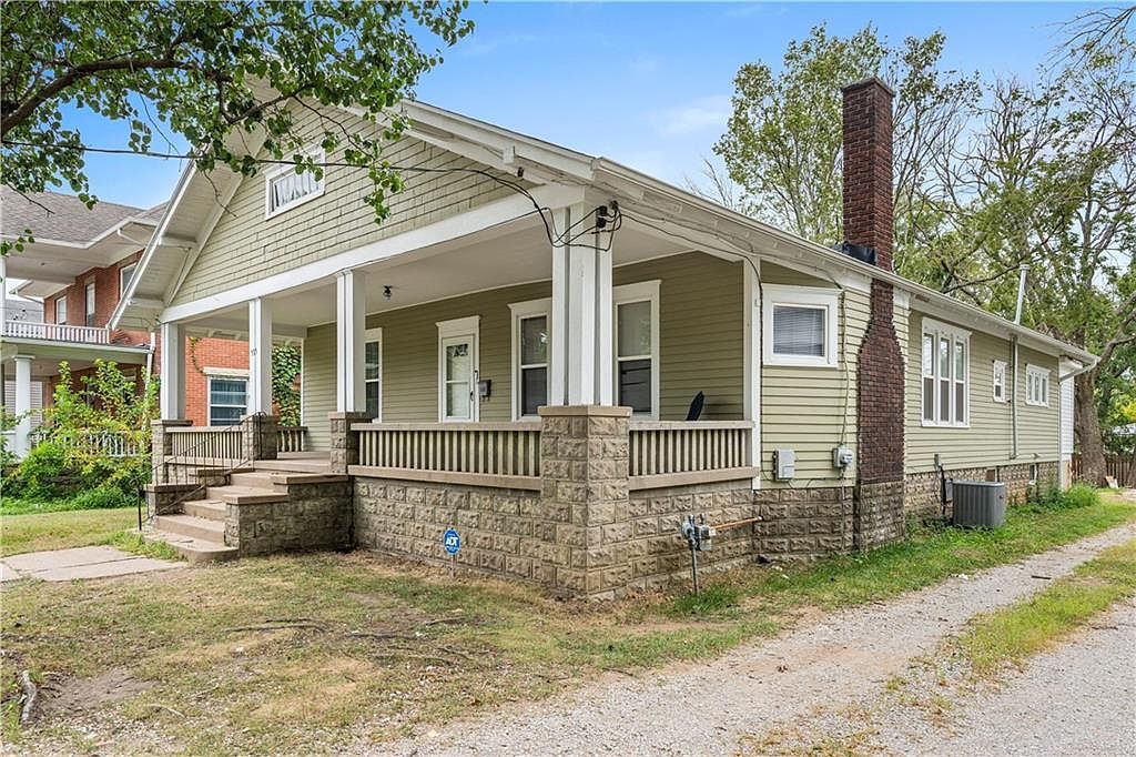 535 N Washington St Nevada, MO 64772 - Thumbnail 4