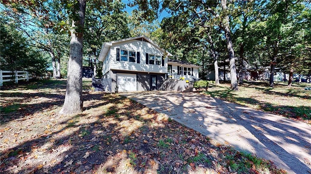 1020 S Adams St Nevada, MO 64772 - Thumbnail 4