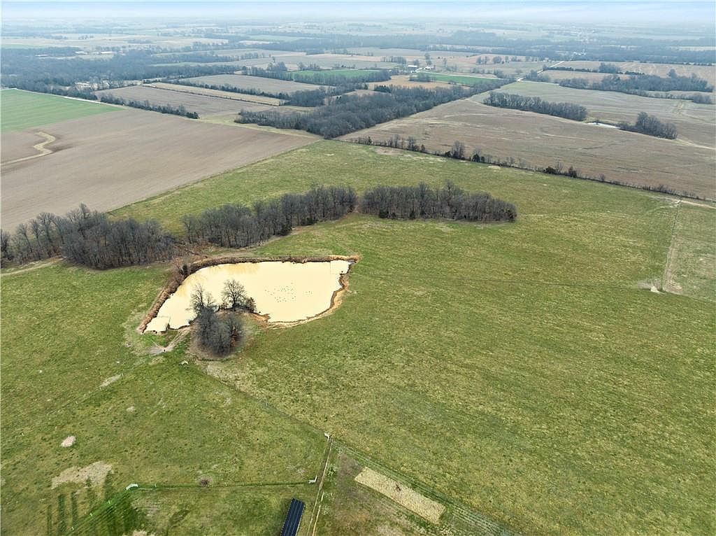 48 NE 30th Ln Lamar, MO 64759 - Thumbnail 4