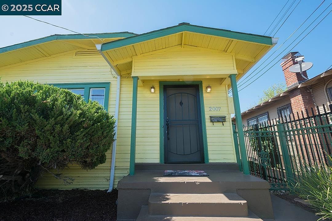 2007 57th Ave Oakland, CA 94621 - Thumbnail 4