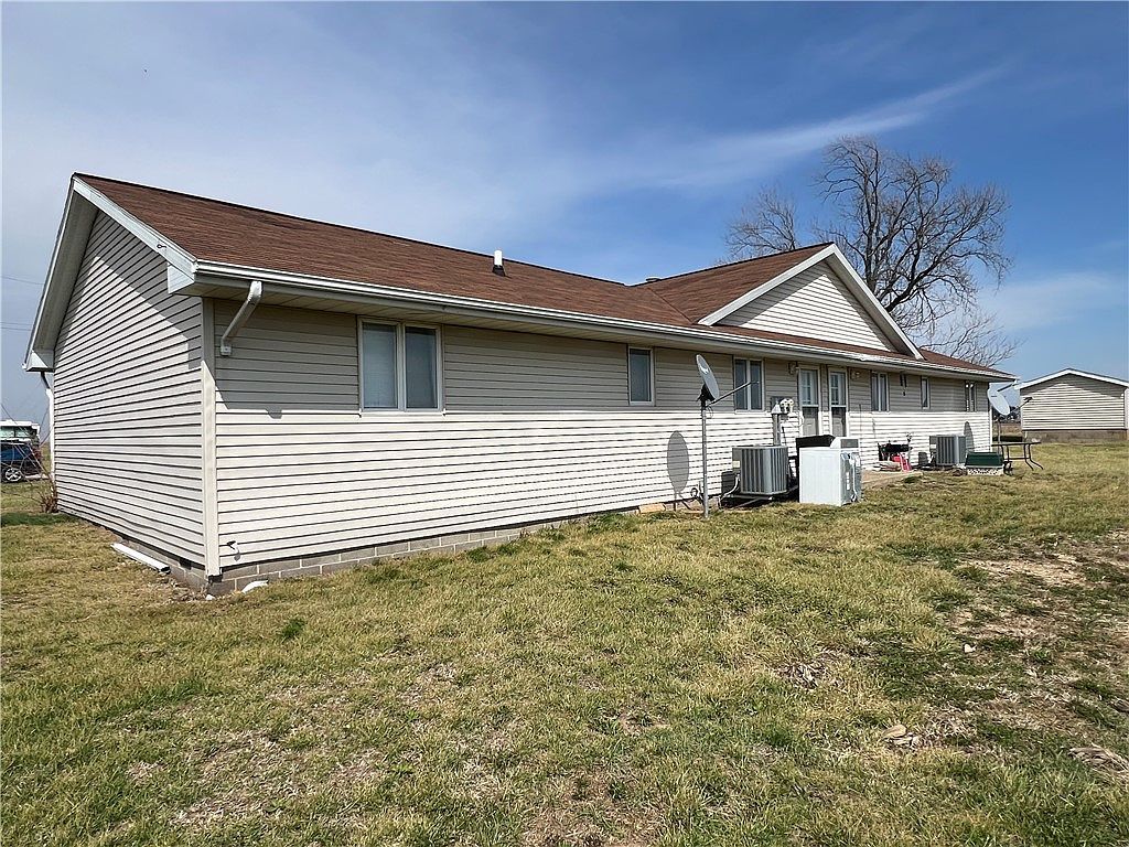 22654 County Road 1050 N Ashmore, IL 61912 - Thumbnail 4