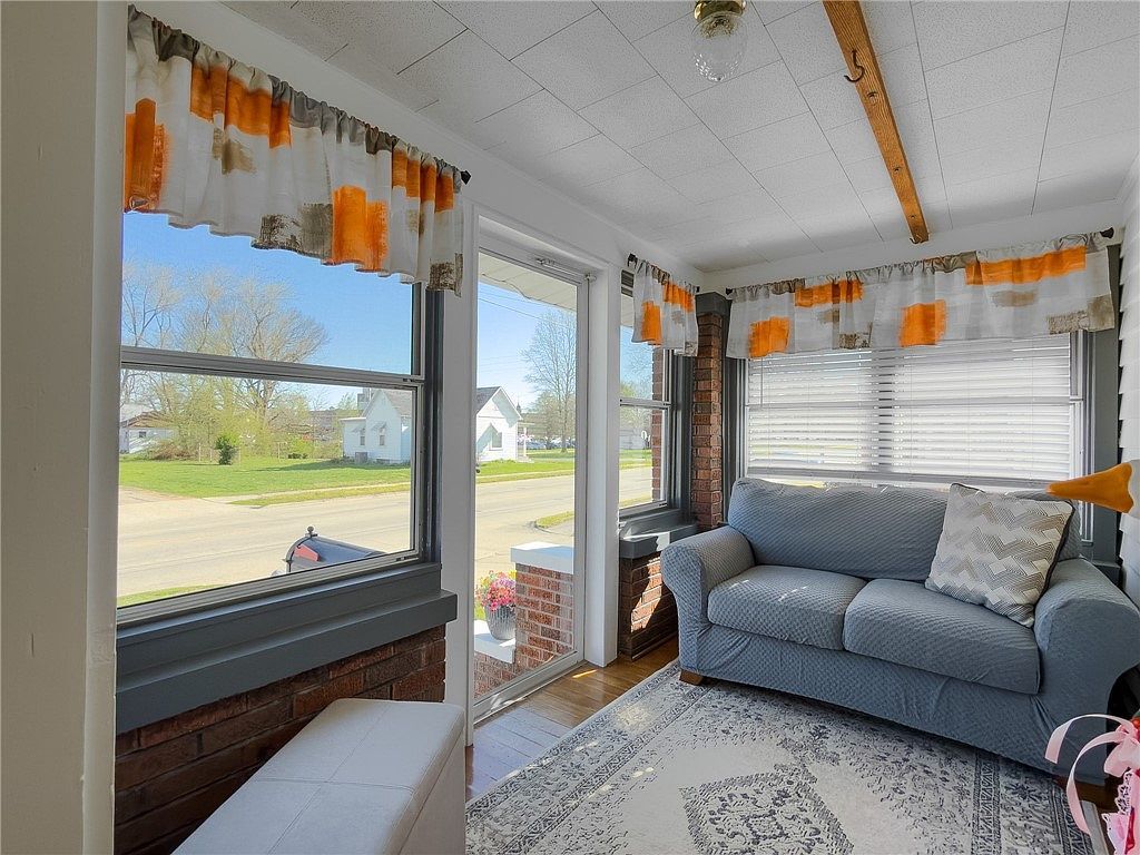 805 W Saint Anthony Ave Effingham, IL 62401 - Thumbnail 4