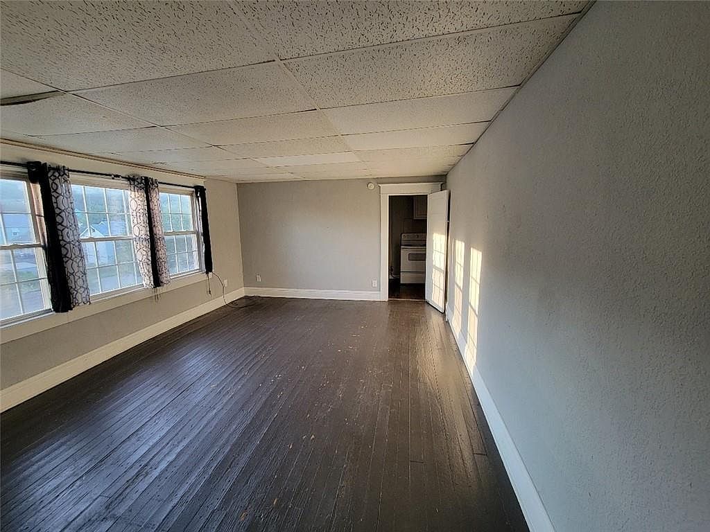 210 Illinois Ave Saint Joseph, MO 64504 - Thumbnail 4