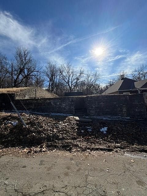 516 Blake St Saint Joseph, MO 64504 - Thumbnail 4