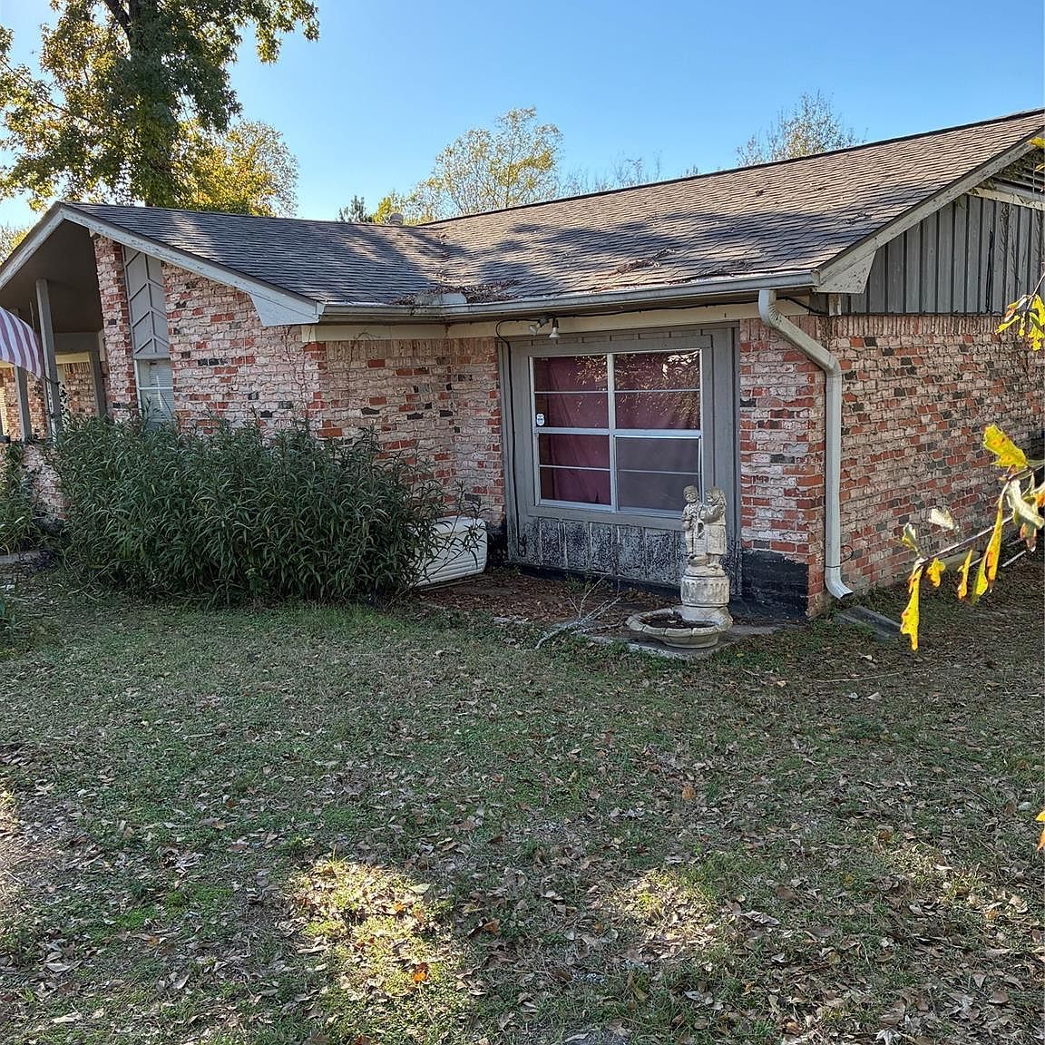 104 Sabine St Huntsville, TX 77320 - Thumbnail 4