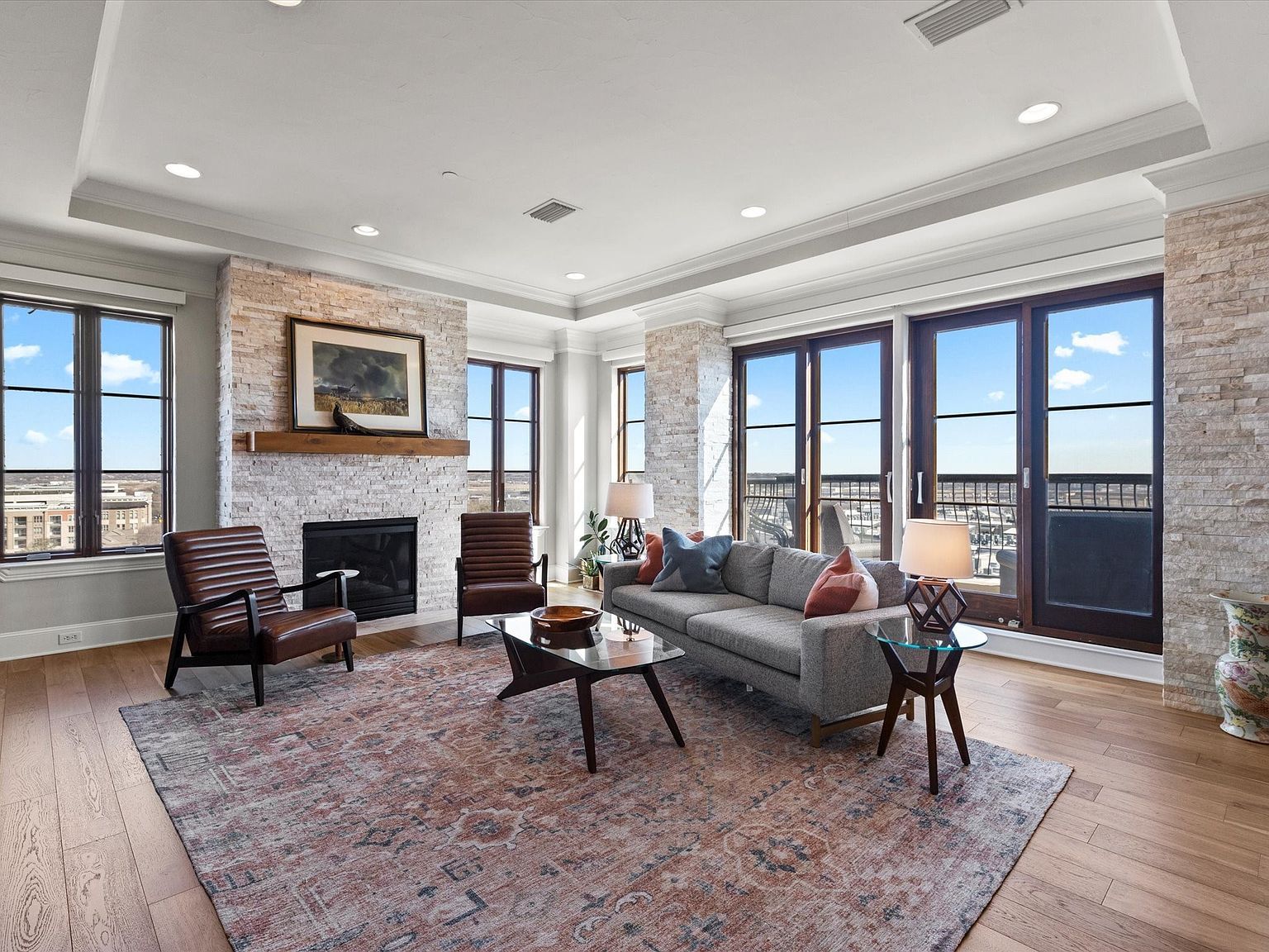 501 Samuels Ave APT 620 Fort Worth, TX 76102 - Thumbnail 4