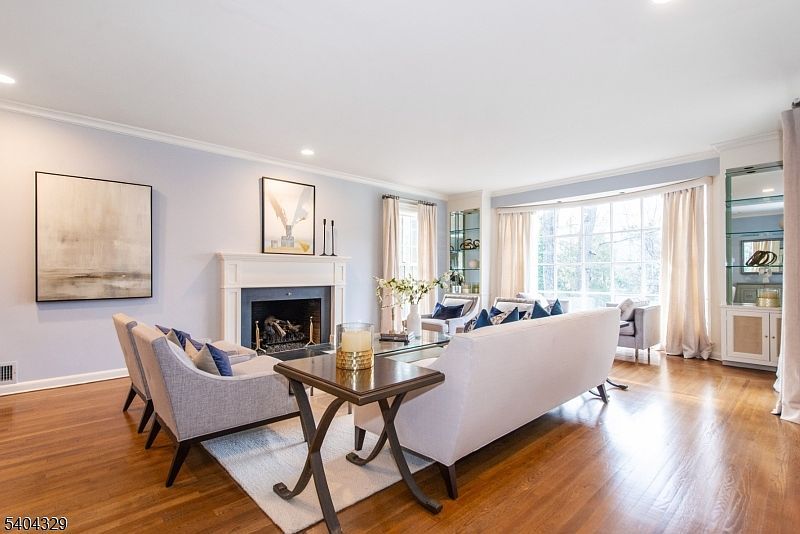 112 Heller Way Montclair, NJ 07043 - Thumbnail 4