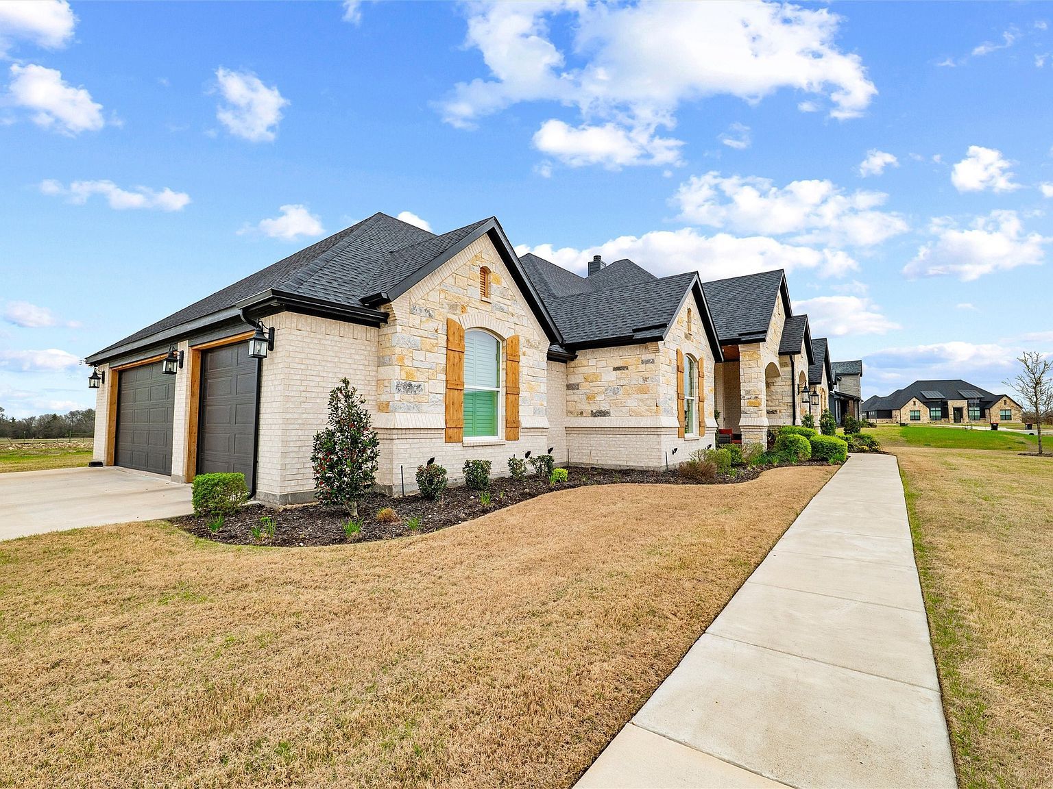 2330 Kinley Brooke Ct Waxahachie, TX 75167 - Thumbnail 4