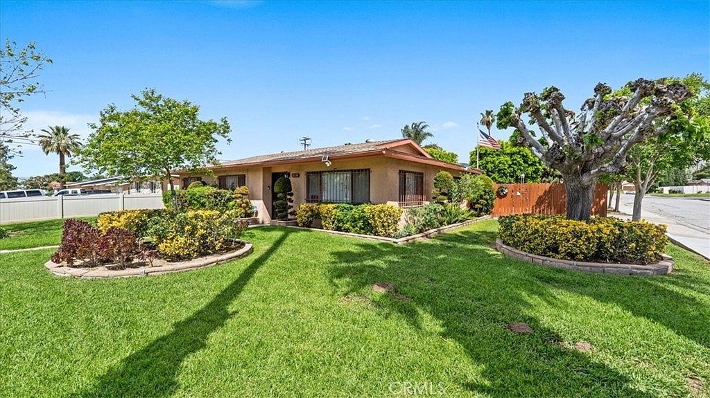 27196 10th St Highland, CA 92346 - Thumbnail 4