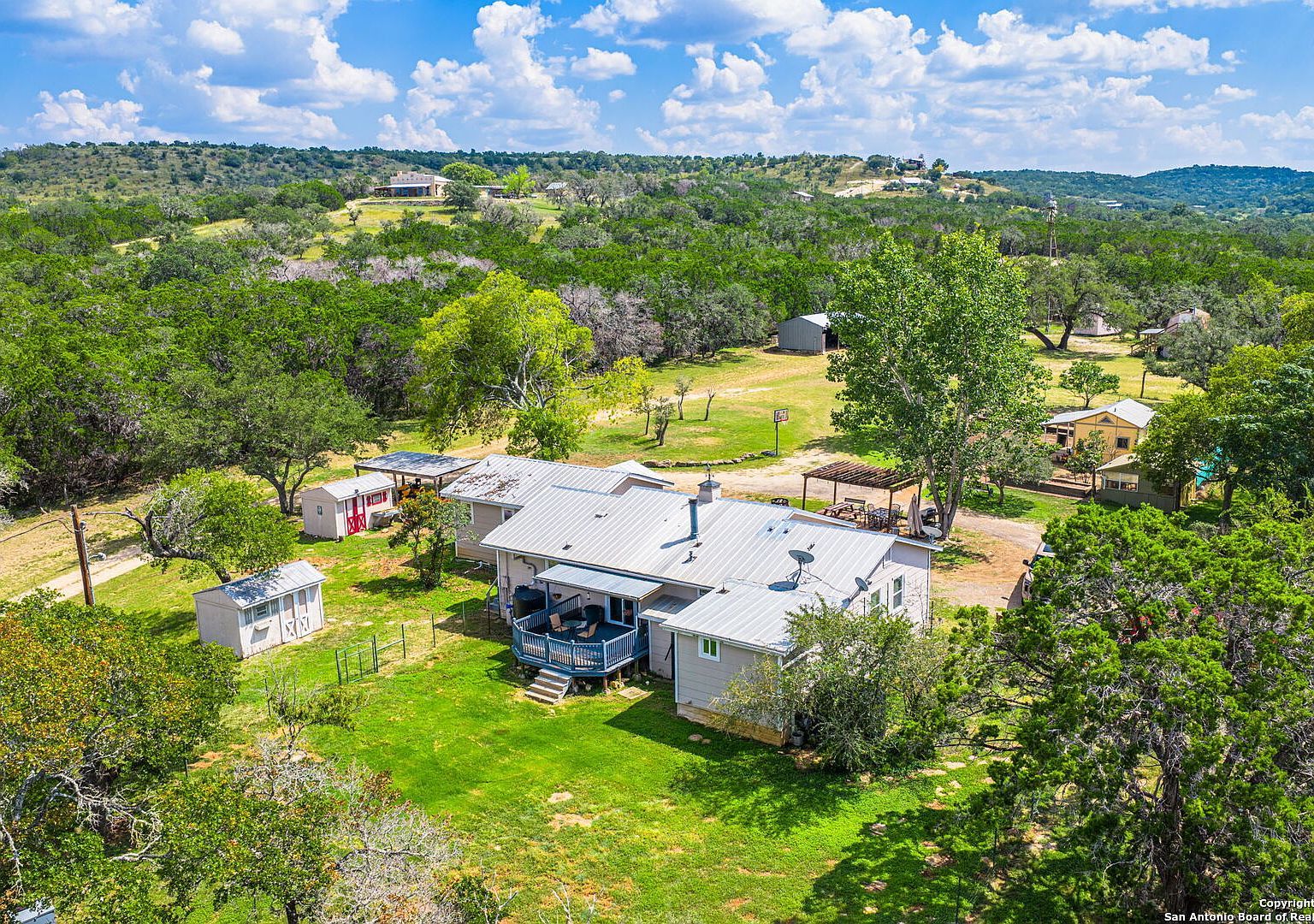 132 Silver Creek Ln Center Pt, TX 78010 - Thumbnail 4