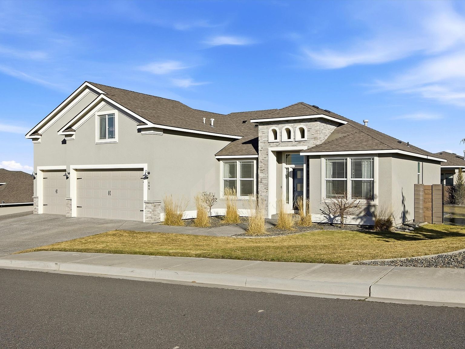 689 Titan Ave West Richland, WA 99353 - Thumbnail 4