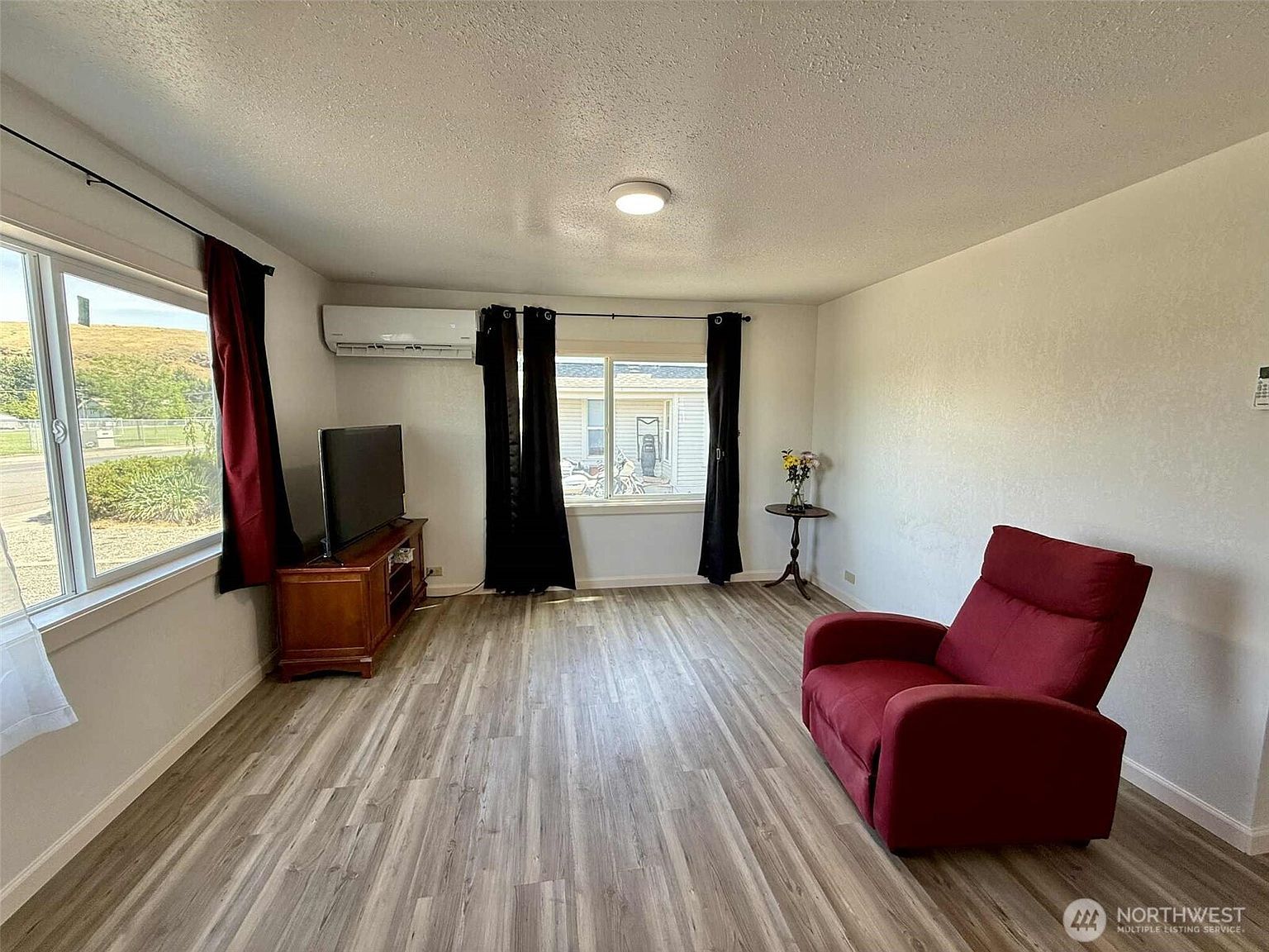 112 SE 15th Ave Milton Freewater, OR 97862 - Thumbnail 4