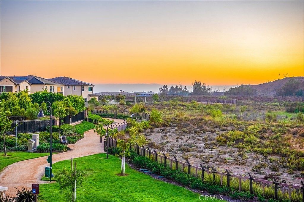 17352 Eucalyptus Ln Huntington Beach, CA 92649 - Thumbnail 4