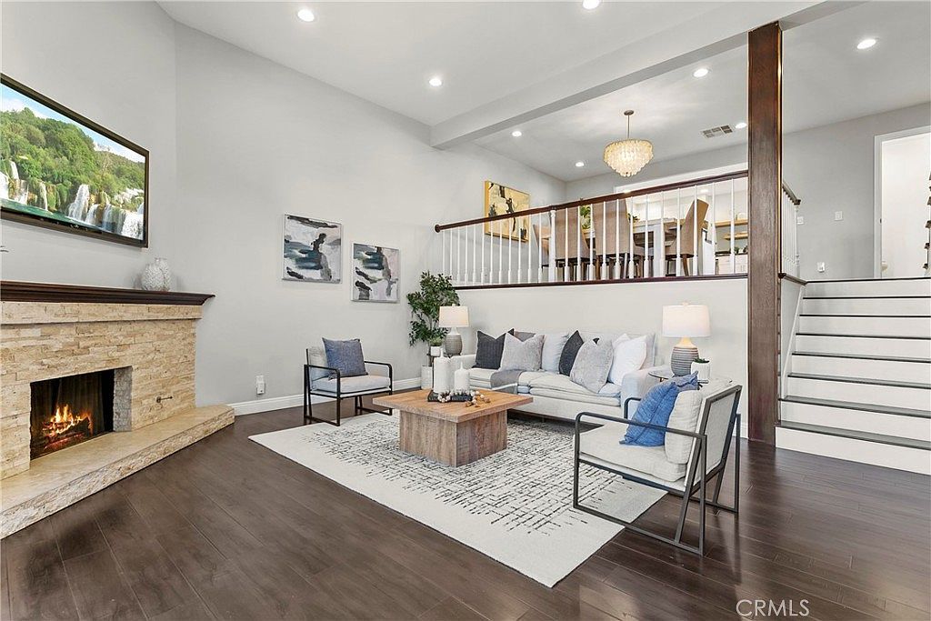 21066 Poolside Ln Huntington Beach, CA 92648 - Thumbnail 4