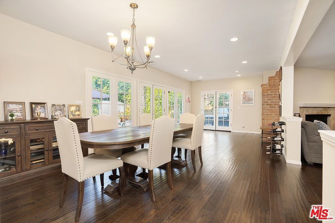 16155 Otsego St Encino, CA 91436 - Thumbnail 4