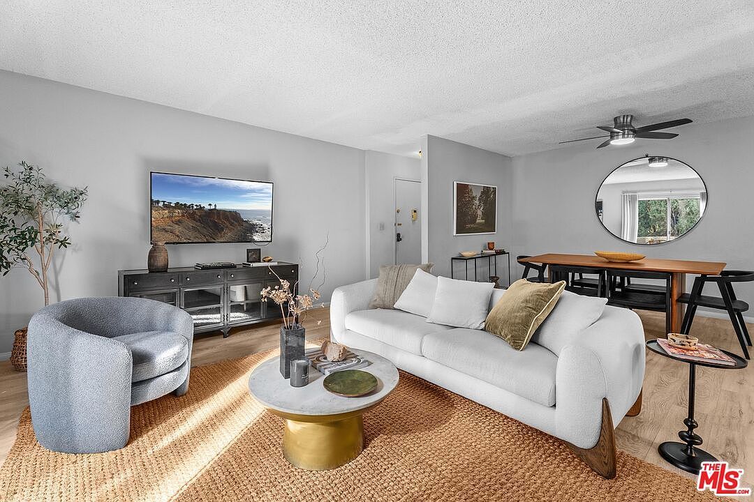 5437 Corteen Pl APT 212 Valley Village, CA 91607 - Thumbnail 4