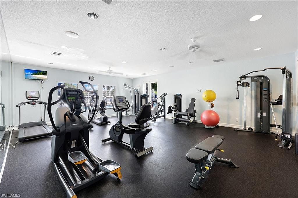 4645 Saint Croix Ln APT 1335 Naples, FL 34109 - Thumbnail 4