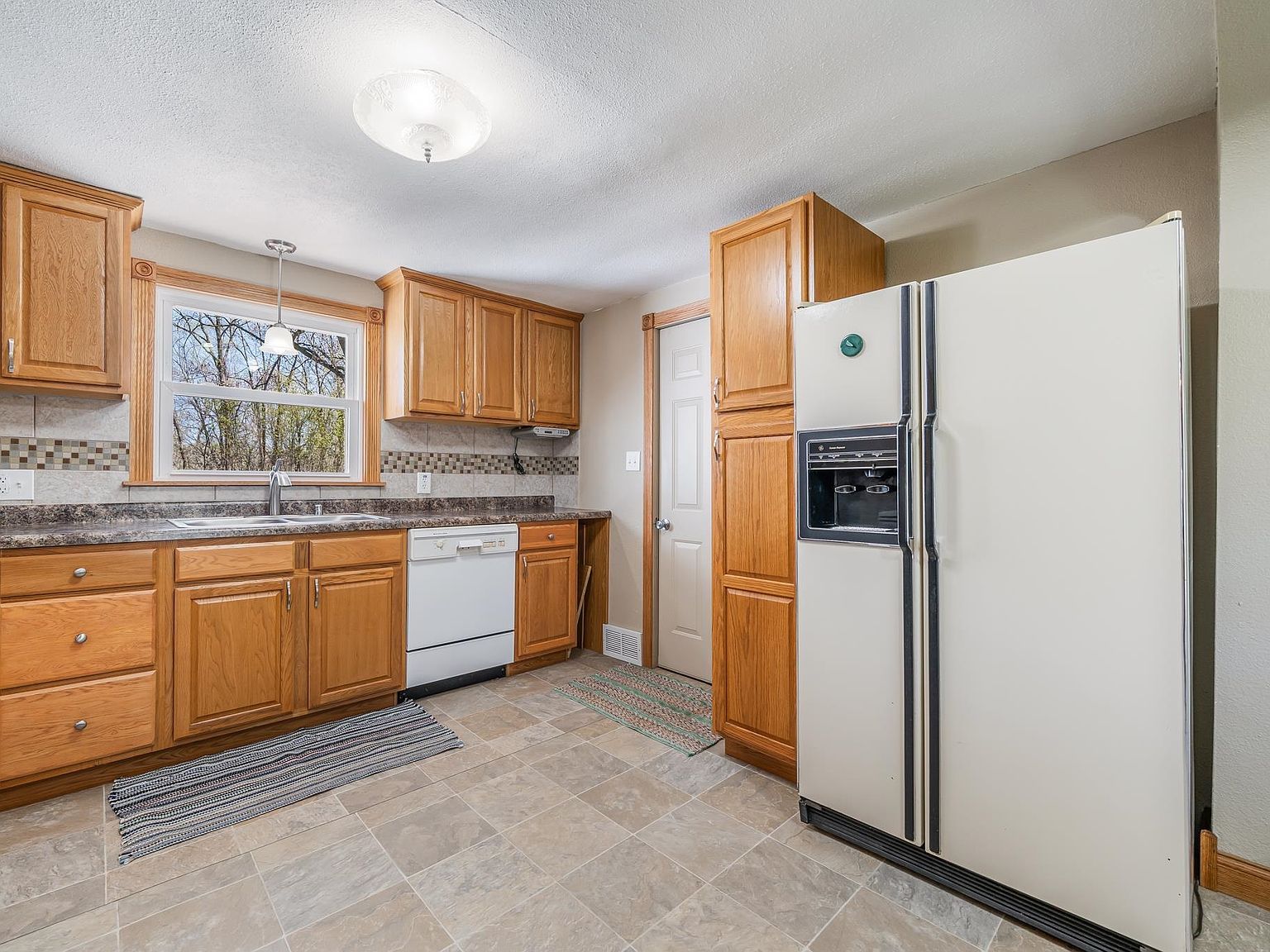 2780 Humboldt Rd Green Bay, WI 54311 - Thumbnail 4