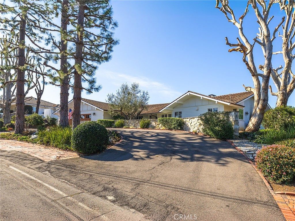 34 Chuckwagon Rd Rolling Hills, CA 90274 - Thumbnail 4
