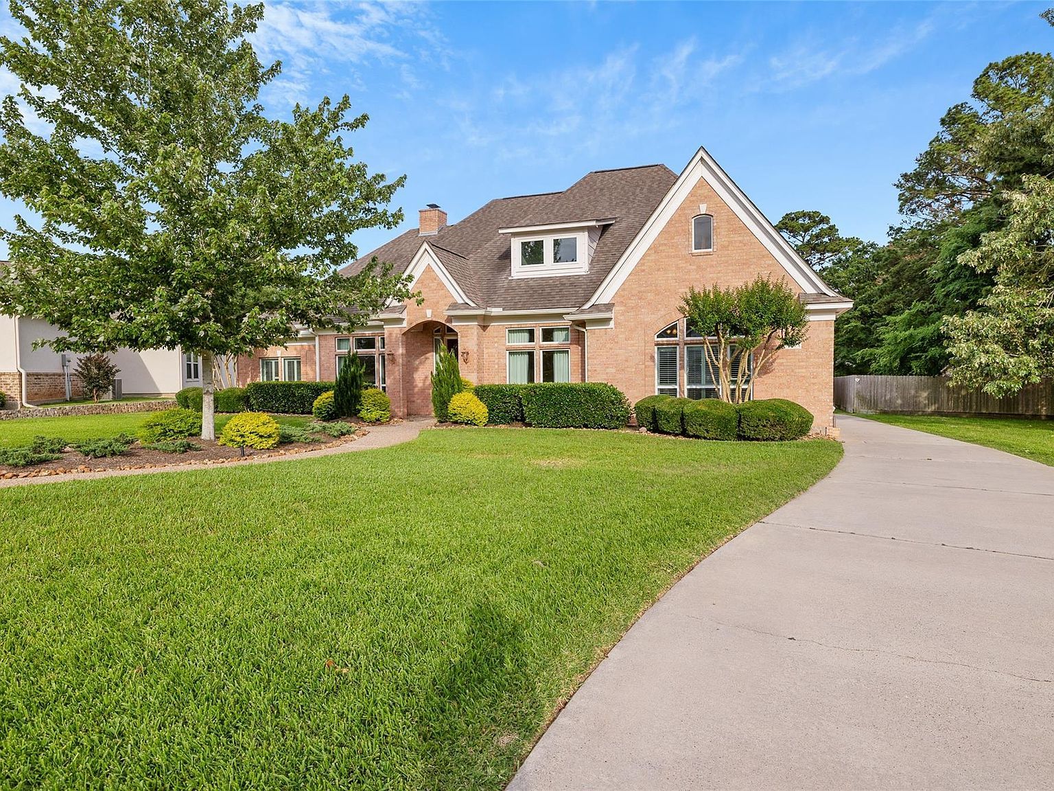 38 Cloverdale Ct Montgomery, TX 77356 - Thumbnail 4