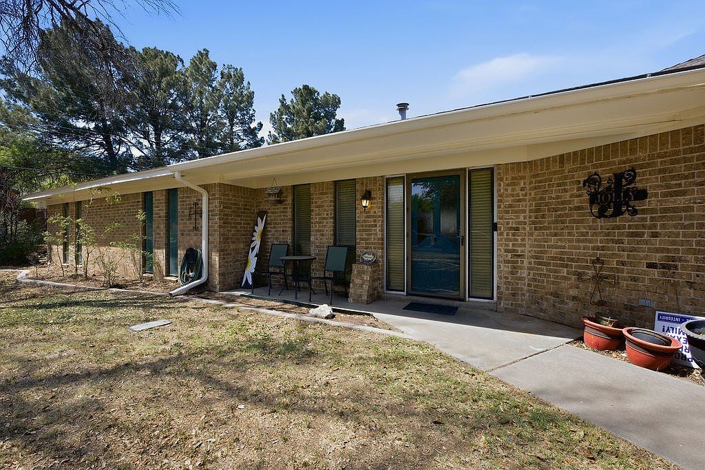 2908 Hunters Gln Big Spring, TX 79720 - Thumbnail 4
