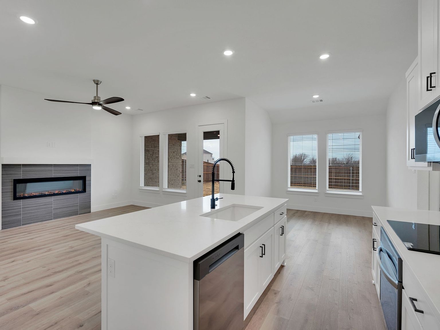 4312 Laurel Trl Midlothian, TX 76065 - Thumbnail 4