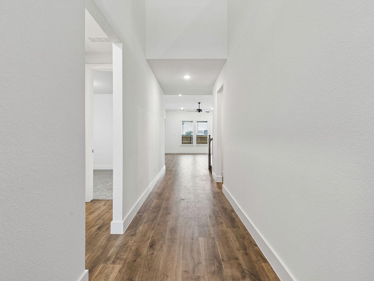 10453 Livestock Ave Venus, TX 76084 - Thumbnail 4