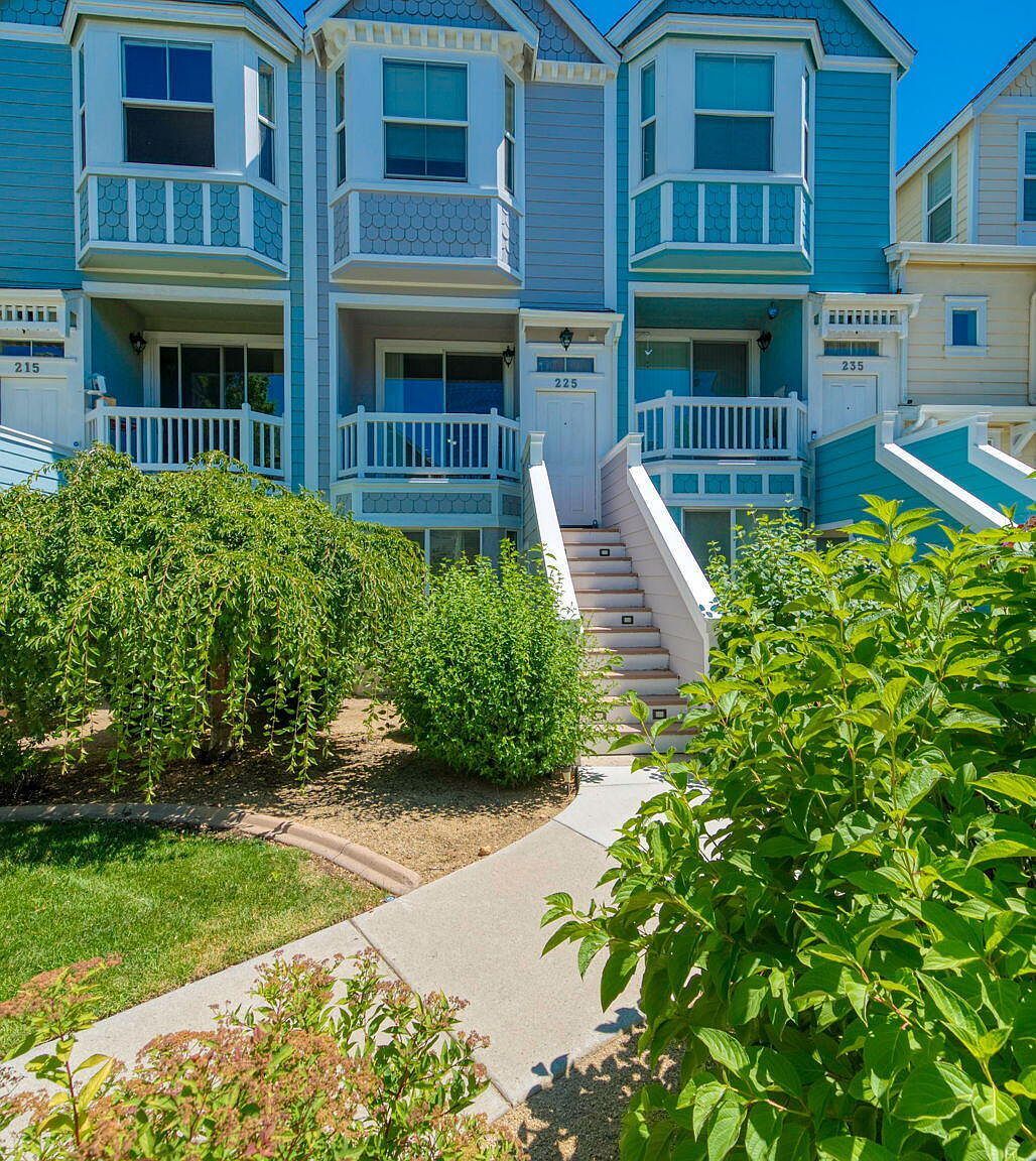 225 Gramercy Ln Reno, NV 89509 - Thumbnail 4