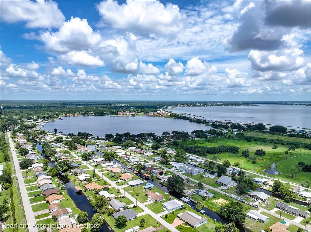 1303 Kerry Dr Sebring, FL 33870 - Thumbnail 4