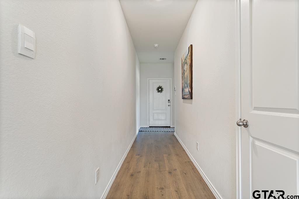 203 Parker Oaks Dr Chandler, TX 75758 - Thumbnail 4