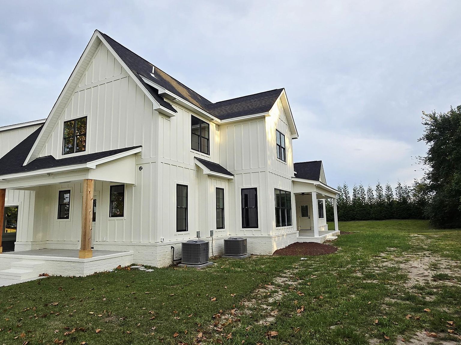 2827 Landing Cir Grimesland, NC 27837 - Thumbnail 4