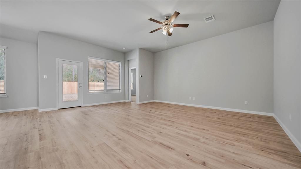 14219 Volcano Perch Drive, Conroe, TX, 77384 - Thumbnail 3