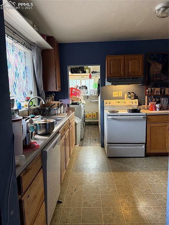 947 E Costilla St Colorado Springs, CO 80903 - Thumbnail 4