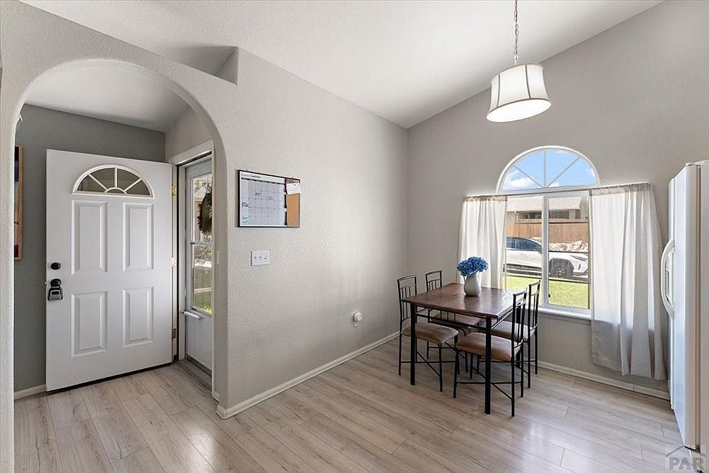 814 Edna Ln Pueblo, CO 81005 - Thumbnail 4