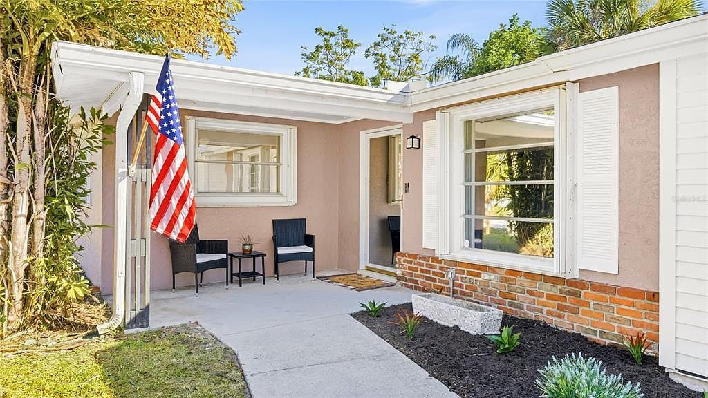 4110 Winthrop St Sarasota, FL 34232 - Thumbnail 4